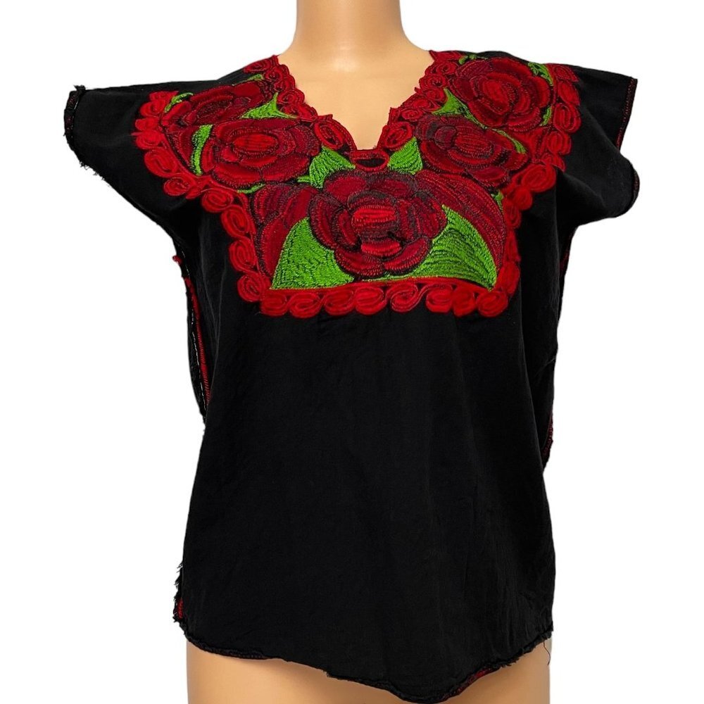 Mexican Embroidered Black Shirt Blouse Red Green Floral Pattern Artisanal Size M - Picture 6 of 7